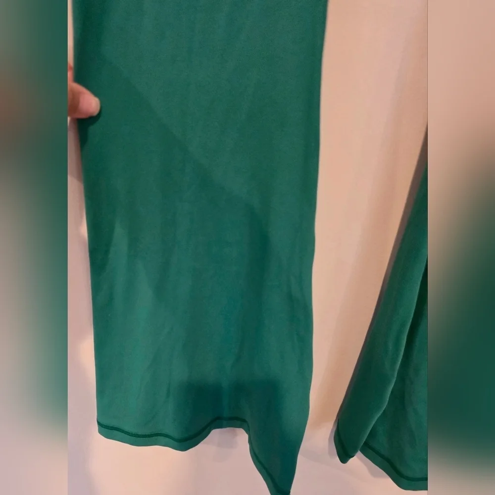 Offline by Aerie Size Small Real Me Flare Hi-Rise Legging Green Crossover Soft - Picture 4 of 7